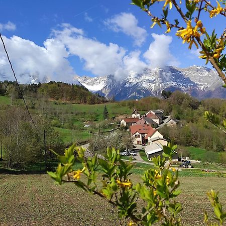 Les Clarines Perceneige - Chambre D'Hotes Vue Sur Montagne & Spa Saint-Jacques-en-Valgodemard Екстер'єр фото